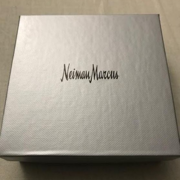 Rayne Silver Long Pendant In Ivory Mother of Pearl - Picture 6 of 6